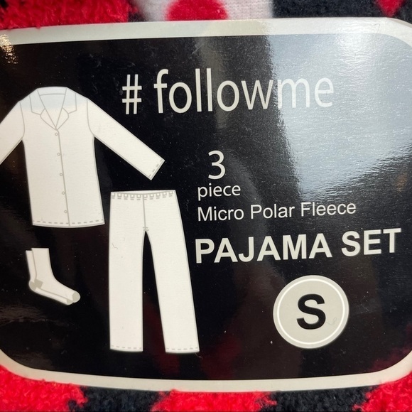 Follow Me PolarFleece Pajama Set NWT - Picture 5 of 8